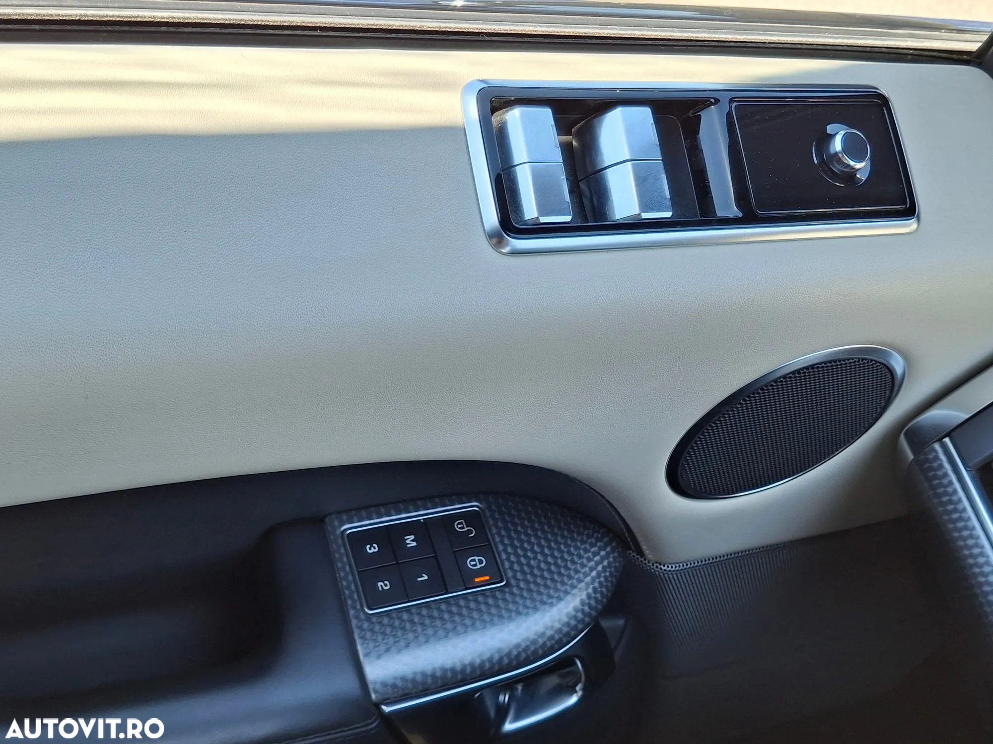 Land Rover Range Rover Sport - 25