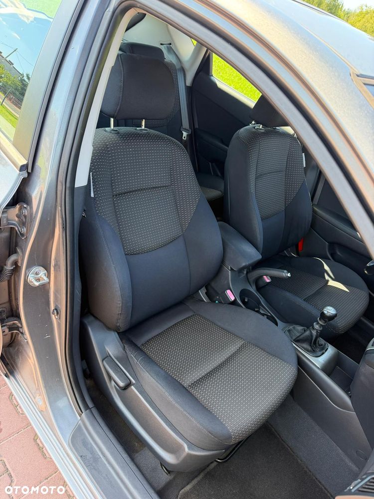 Hyundai i30 1.6 blue Comfort - 11