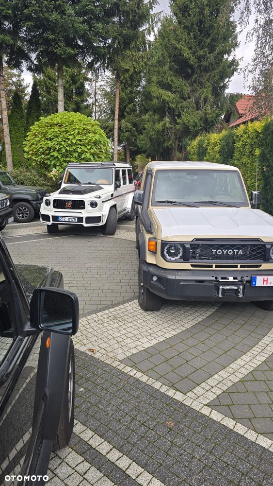 Toyota Land Cruiser - 3