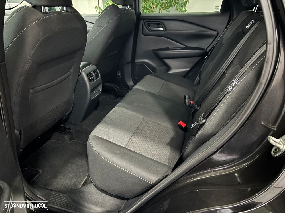 Nissan Qashqai 1.3 DIG-T N-Connecta - 10