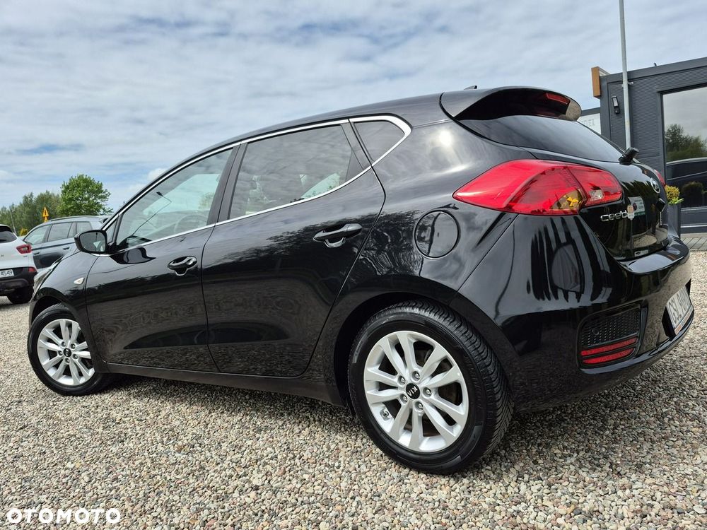 Kia Ceed - 3