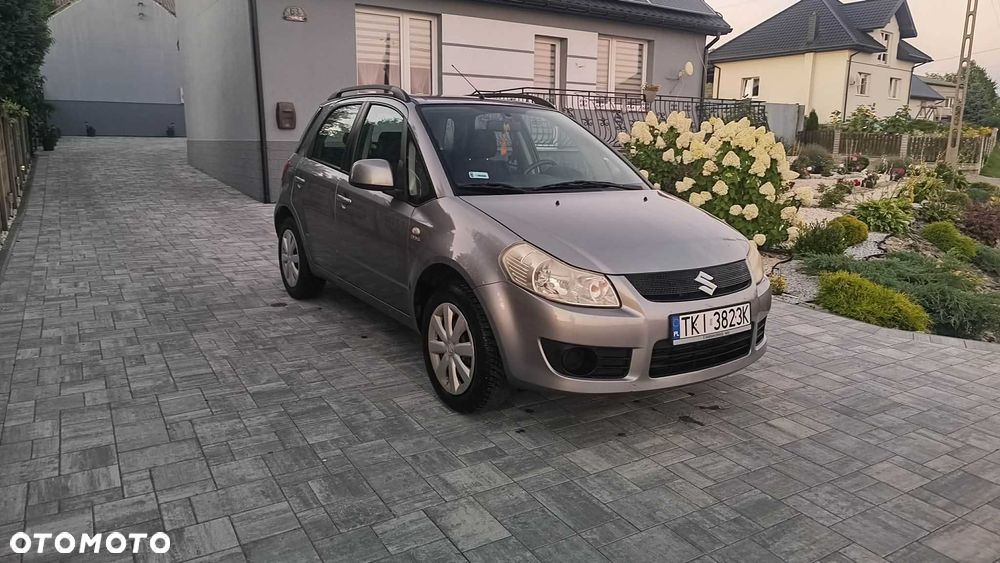Suzuki SX4 - 1