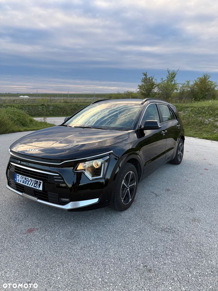 Kia Niro 1.6 GDI Hybrid L - 1