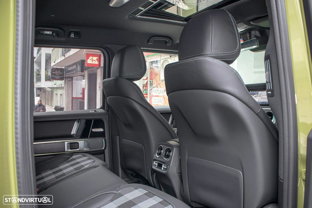 Mercedes-Benz G 450 d “Stronger Than The 1980s” - 38