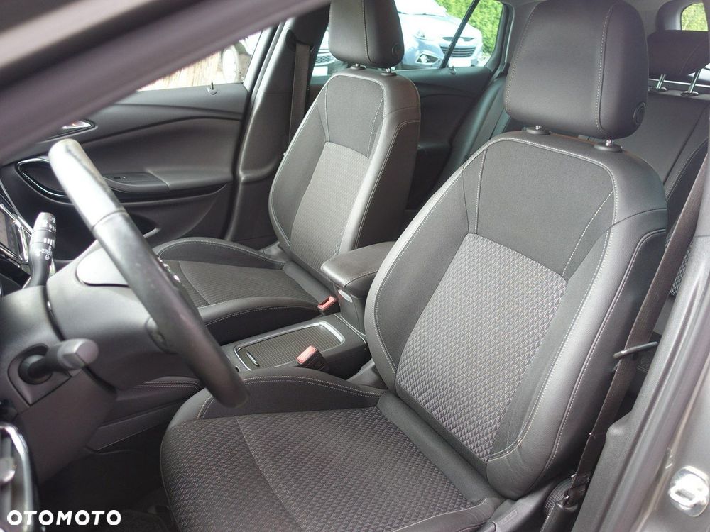 Opel Astra 1.4 Turbo Start/Stop Innovation - 11