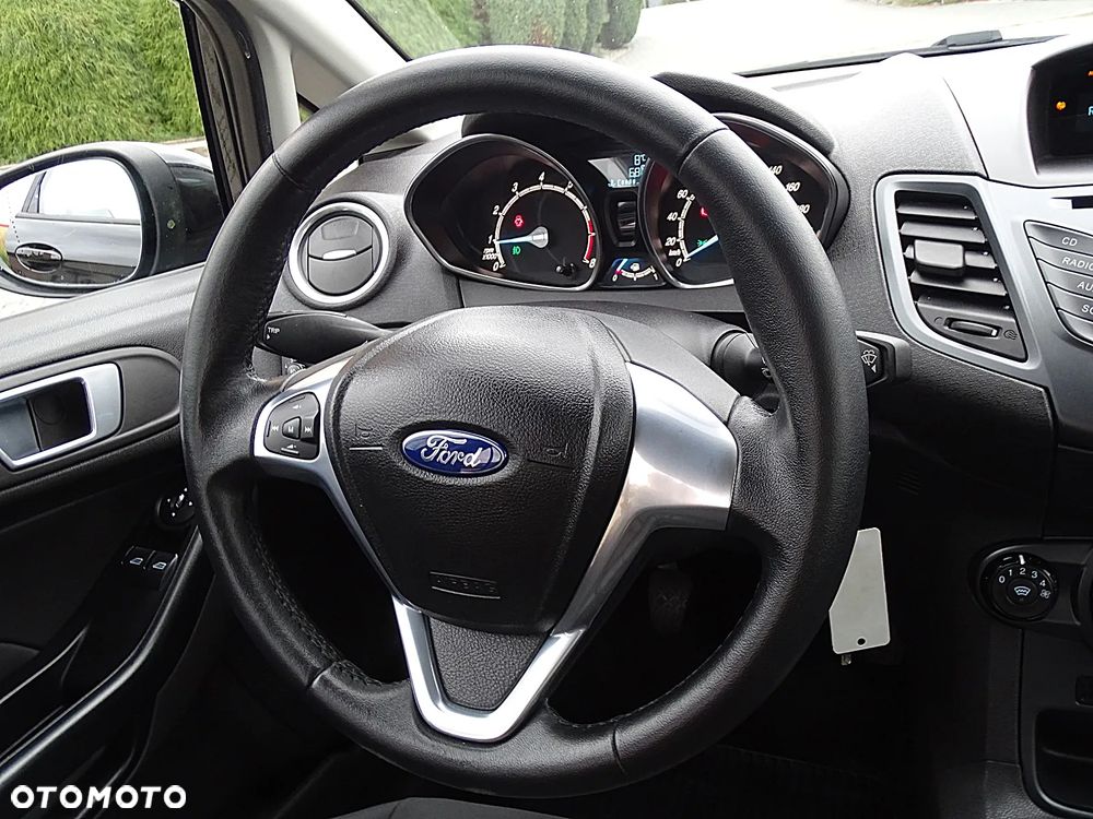 Ford Fiesta 1.25 Gold X - 19