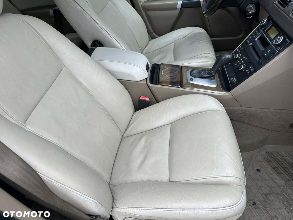 Volvo XC 90 3.2 AWD Geartonic Summum - 26