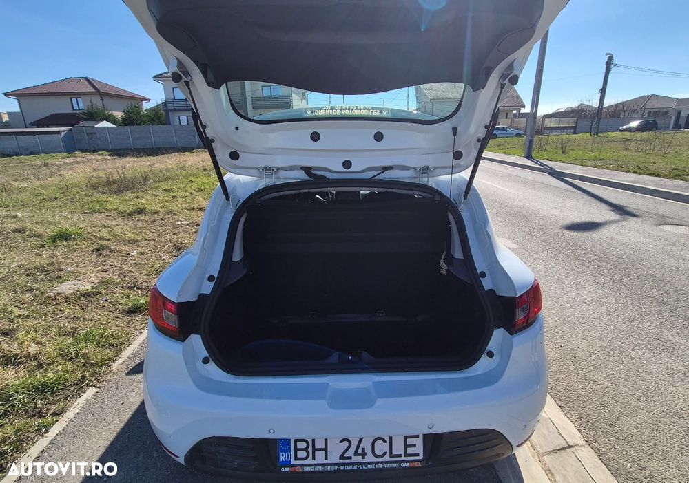 Renault Clio - 5