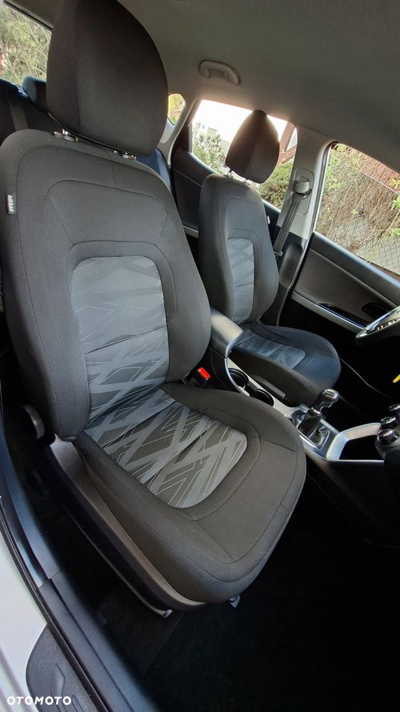 Kia Ceed 1.4 CVVT Attract - 18