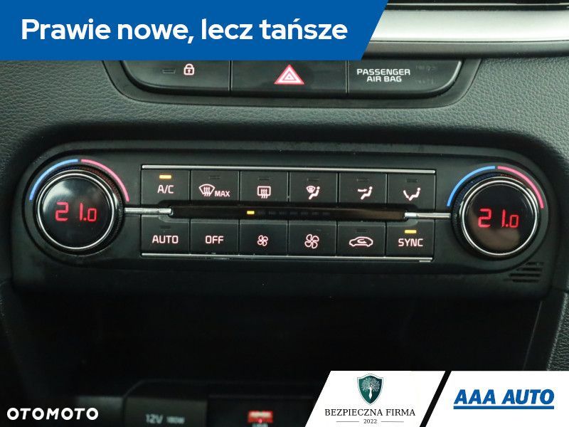 Kia Ceed - 13