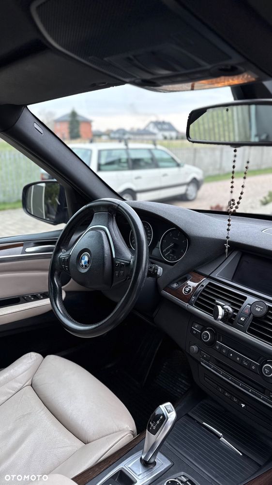 BMW X5 - 11