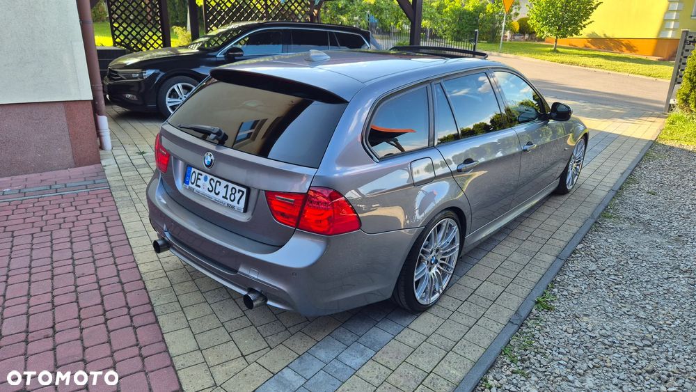 BMW Seria 3 335i - 15