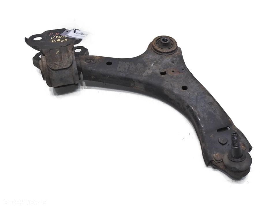 WAHACZ PRAWY PRZÓD VOLVO V70 III 2.0 D3 - 1