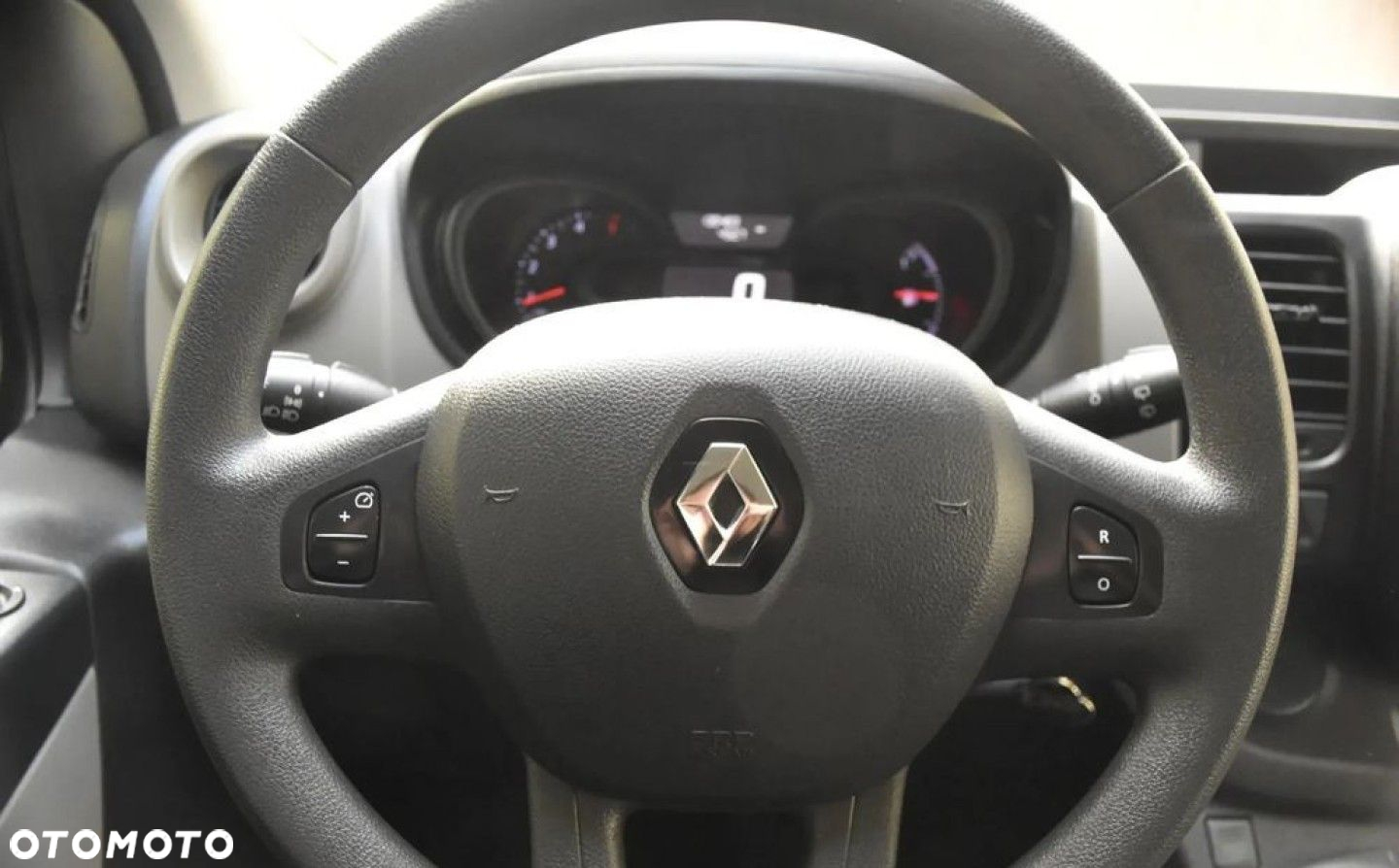 Renault Trafic - 24