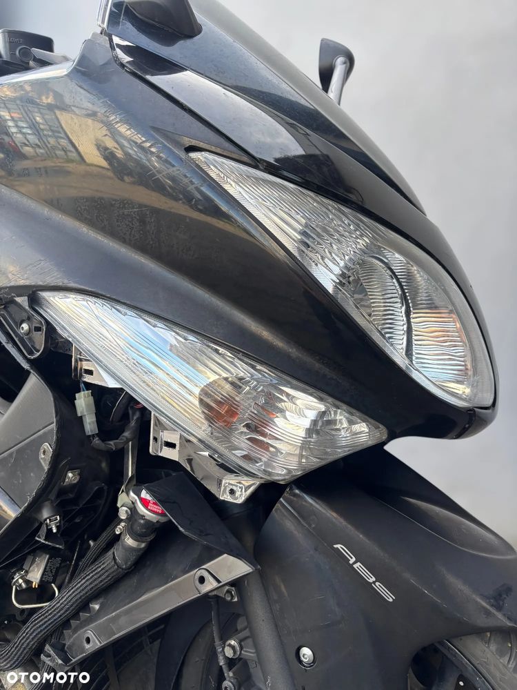 Yamaha Tmax - 13
