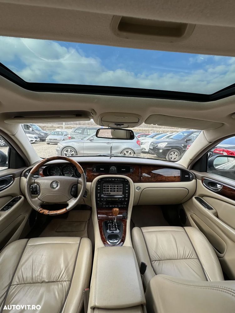 Jaguar XJ XJ6 2.7 Twin Turbo (LWB) Sovereign - 18