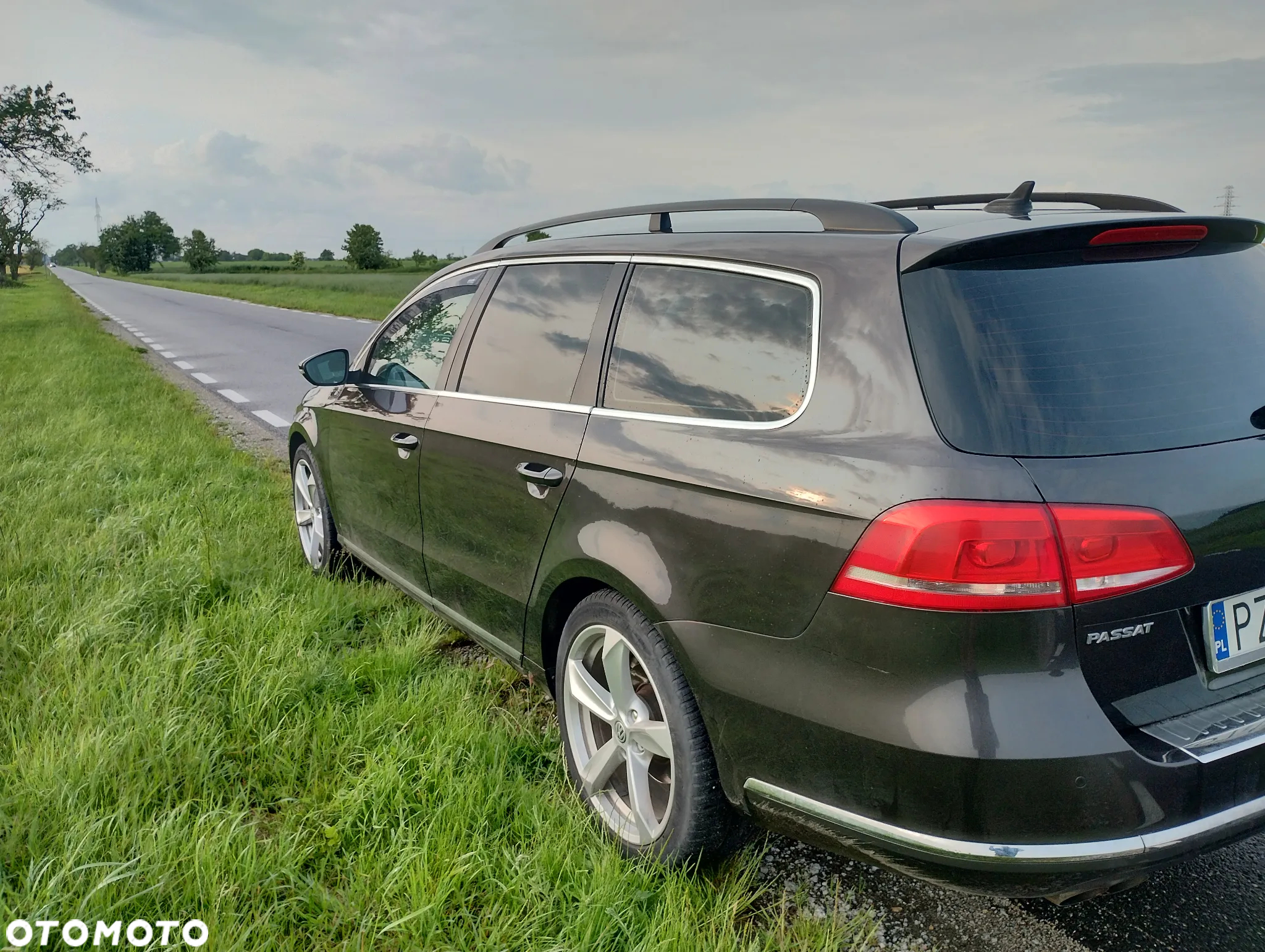 Volkswagen Passat 2.0 TDI Comfortline - 6