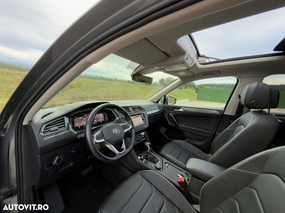 Volkswagen Tiguan 2.0 TDI SCR 4MOTION DSG Elegance - 22
