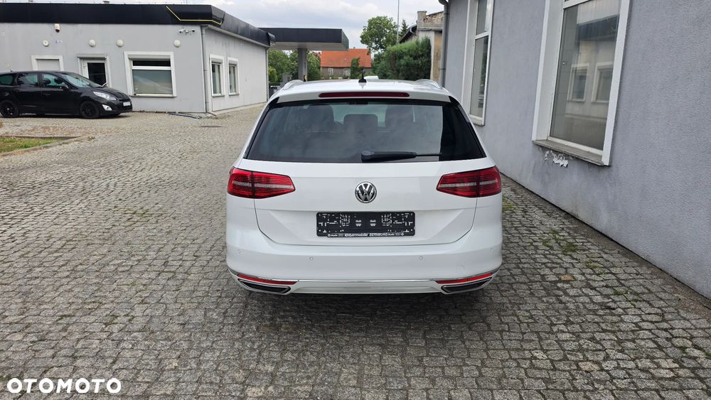 Volkswagen Passat 2.0 TDI SCR (BlueMotion Tech) 4Motion D Highline - 19