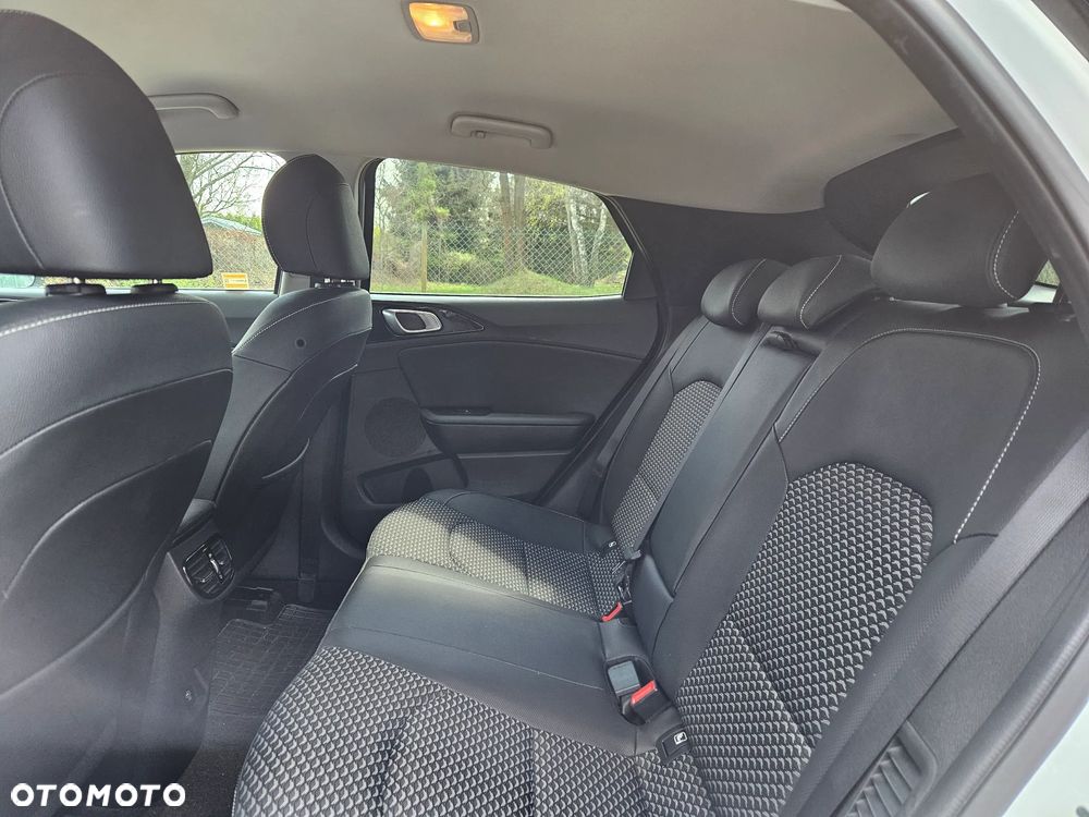 Kia XCeed 1.6 GDI PHEV L DCT - 18