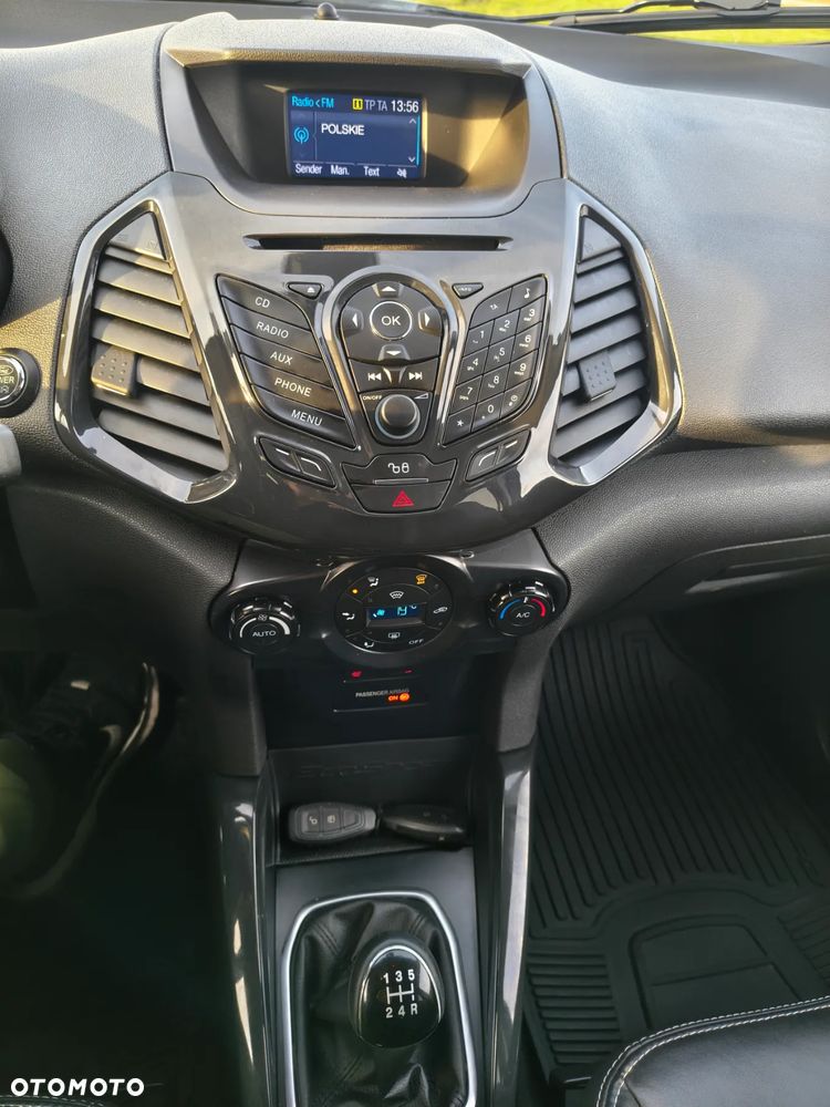 Ford EcoSport 1.5 TDCi TITANIUM - 11