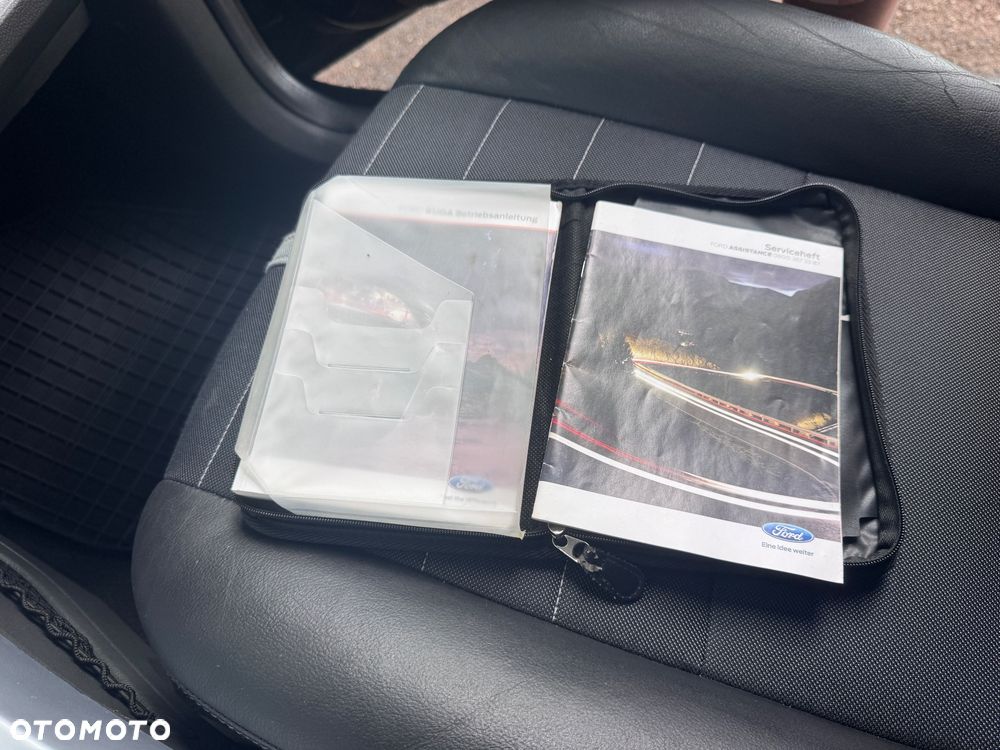 Ford Kuga - 20