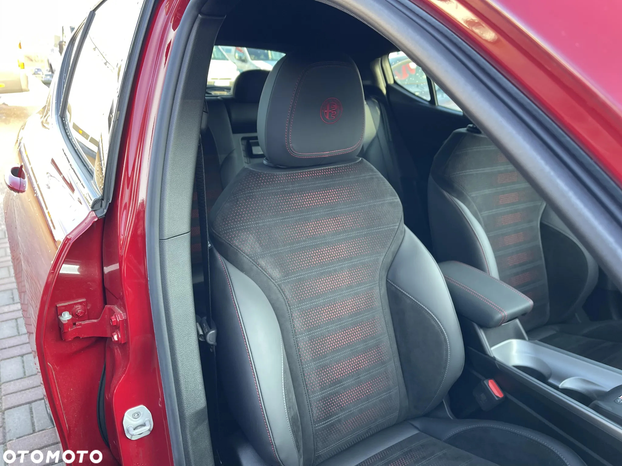 Alfa Romeo Tonale 1.3 PHEV Q4 Veloce - 9