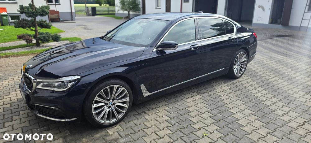 BMW Seria 7 740Le xDrive iPerformance - 2