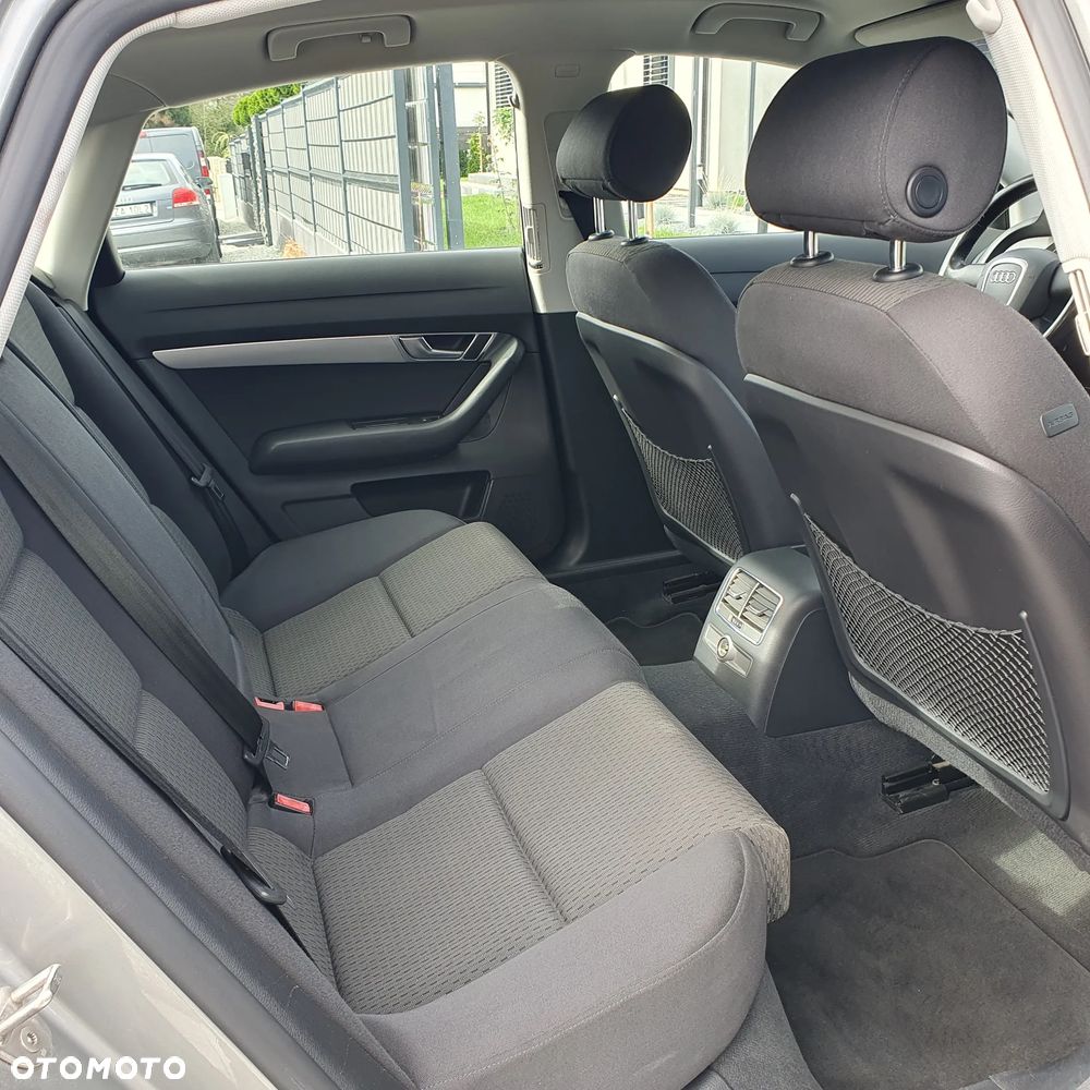 Audi A6 Limousine 2.4 - 14