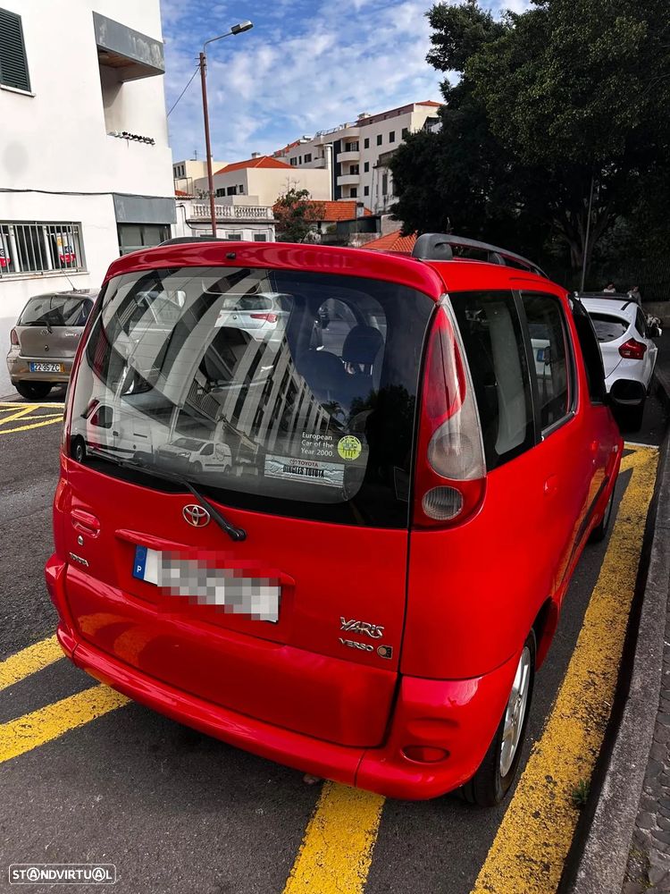 Toyota Yaris Verso 1.3 Base - 4