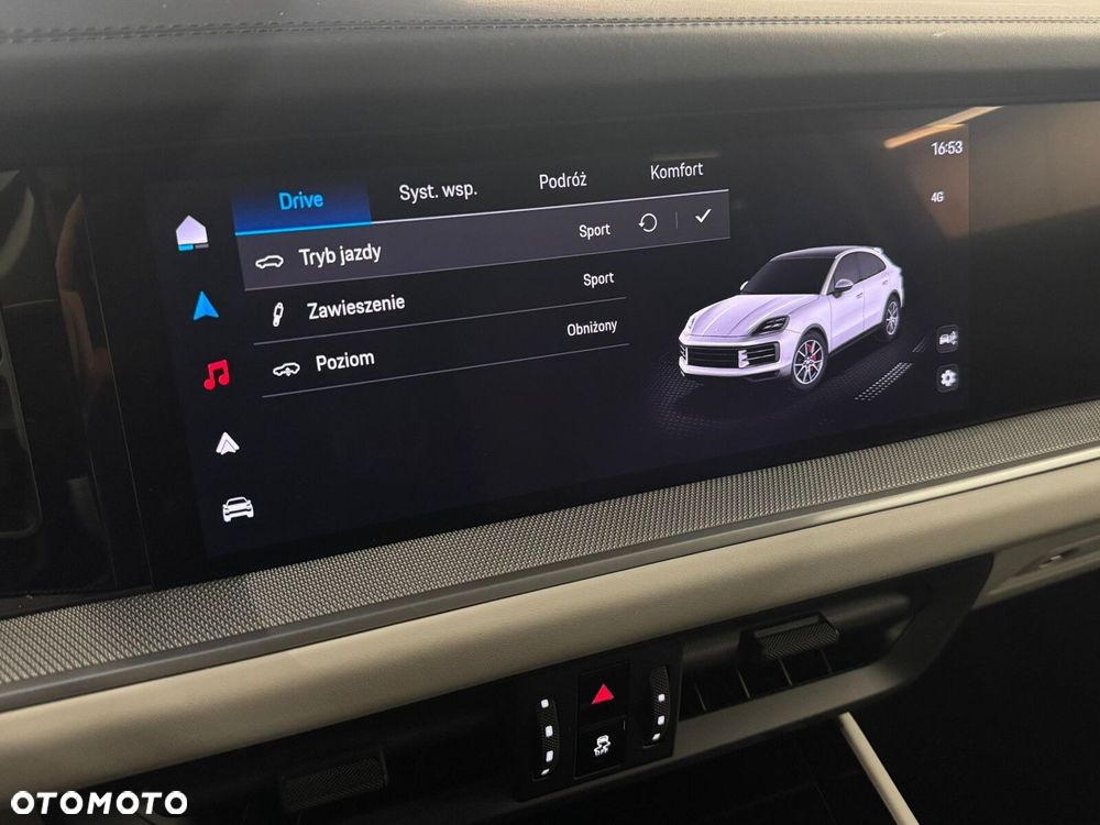 Porsche Cayenne - 35