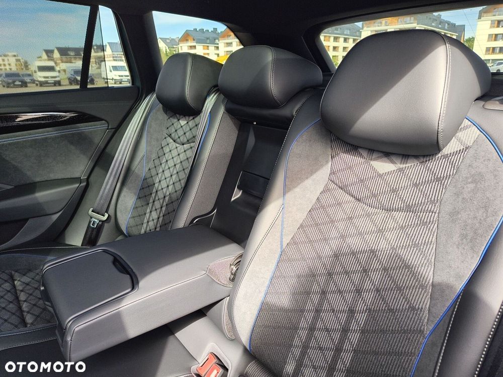 Volkswagen Passat Variant - 15