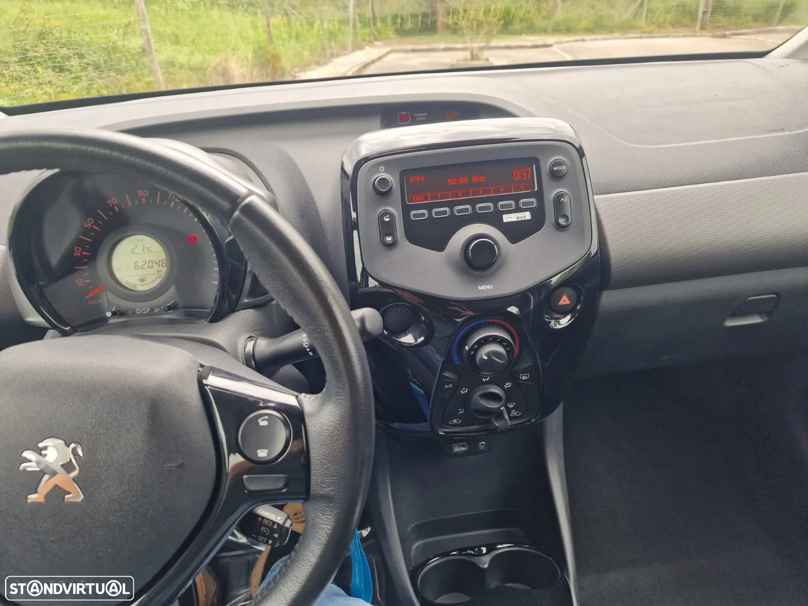 Peugeot 108 1.0 VTi Allure - 25