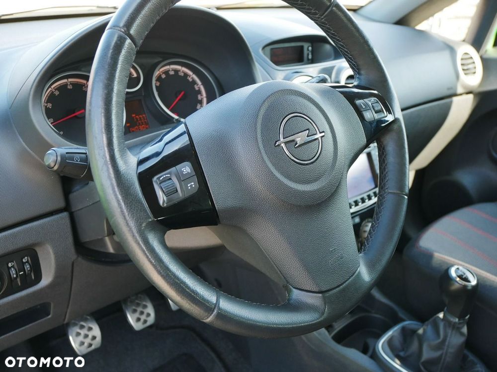 Opel Corsa 1.4 16V Sport - 17