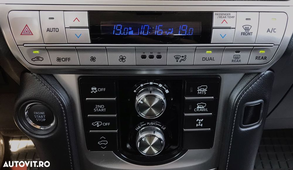 Toyota Land Cruiser - 27