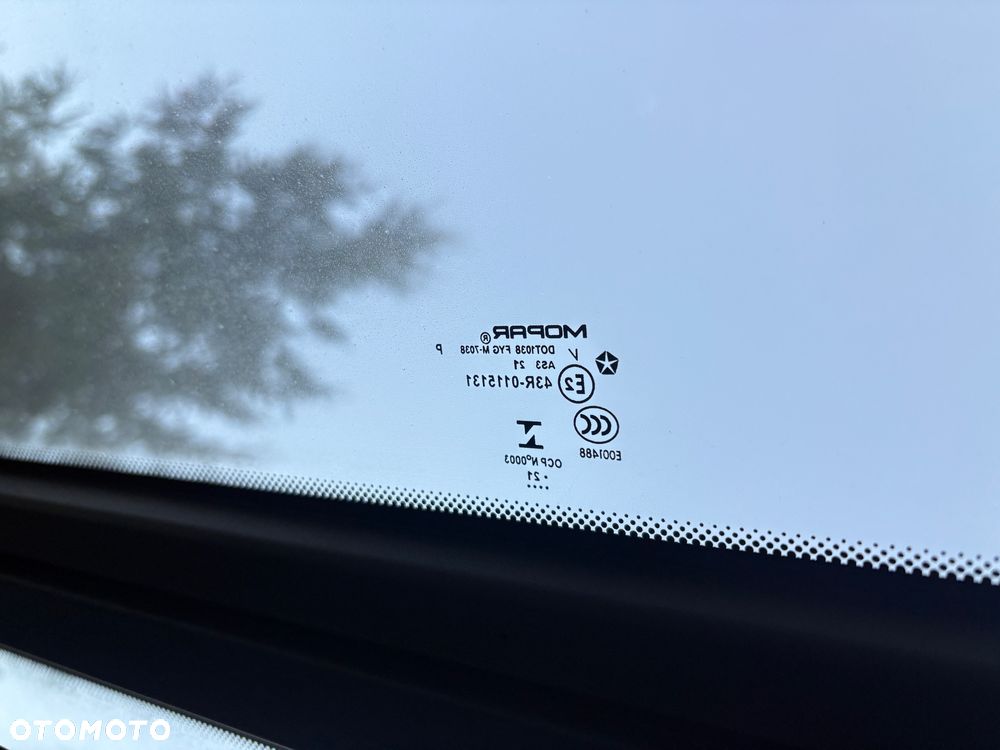 RAM 1500 Crew Cab Laramie - 31