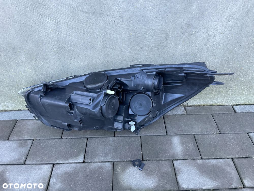 LAMPA PRZEDNIA PRAWA RENAULT CLIO IV LIFT  2016-2018 - NOWA AL - 2