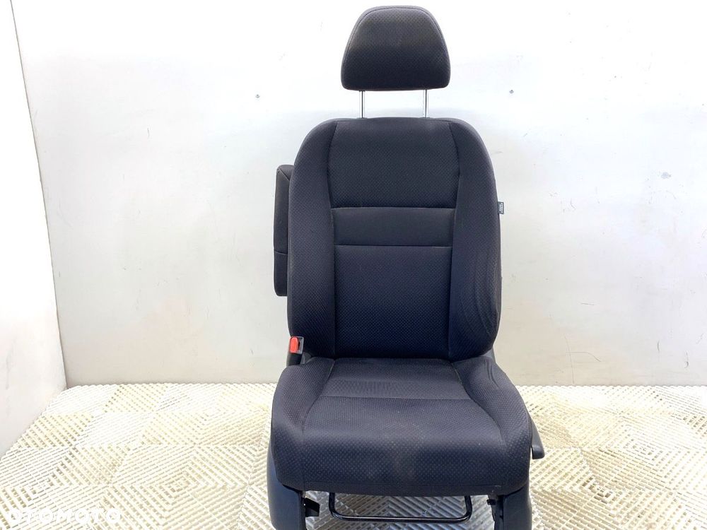 FOTEL LEWY PRZÓD HONDA CR-V III (RE_) 2006 - 2022 2.2 i-CTDi 4WD (RE6) 103 kW [140 KM] olej - 1