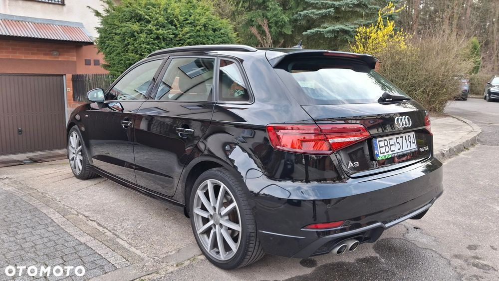 Audi A3 Sportback 2.0 TDI S tronic S line Sportpaket - 5