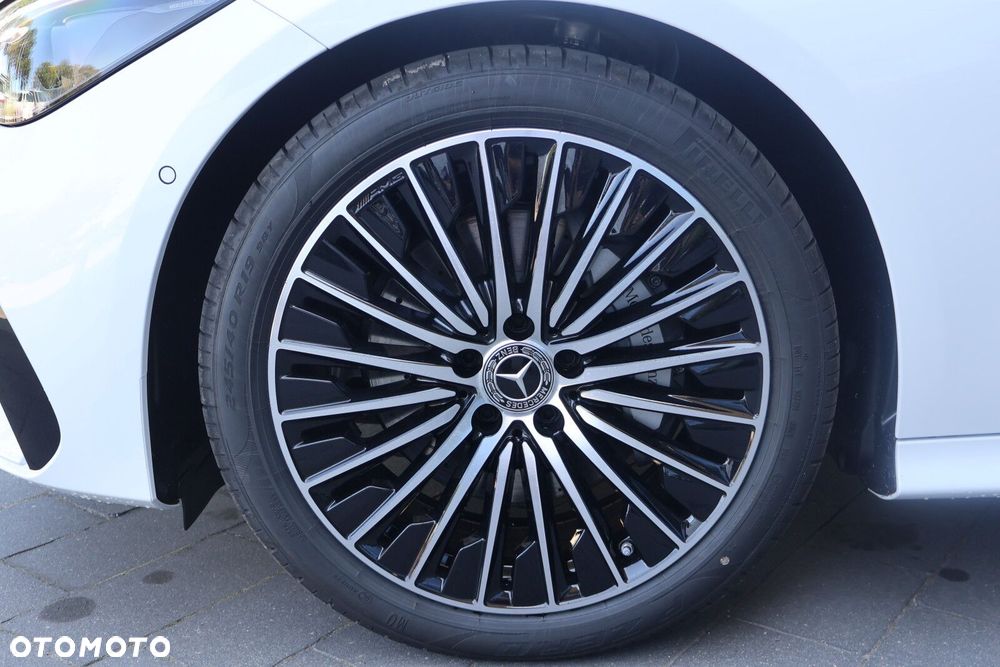 Mercedes-Benz CLE - 27