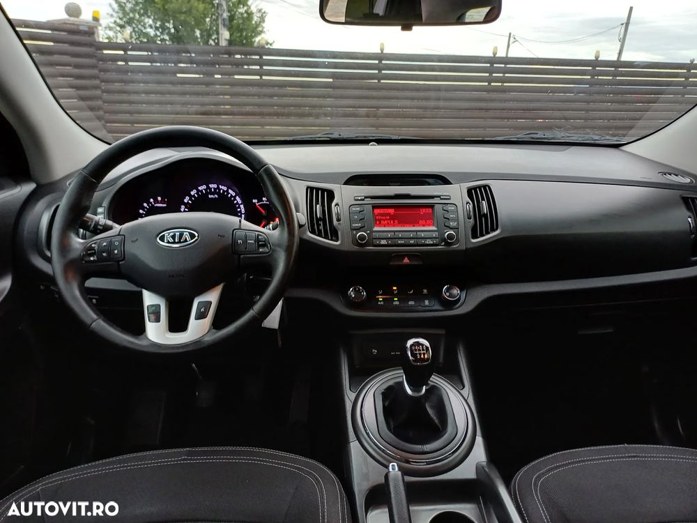 Kia Sportage 1.7 CRDI 2WD Dream-Team Edition - 5