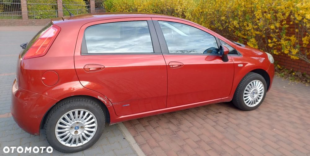Fiat Grande Punto 1.4 8V - 5