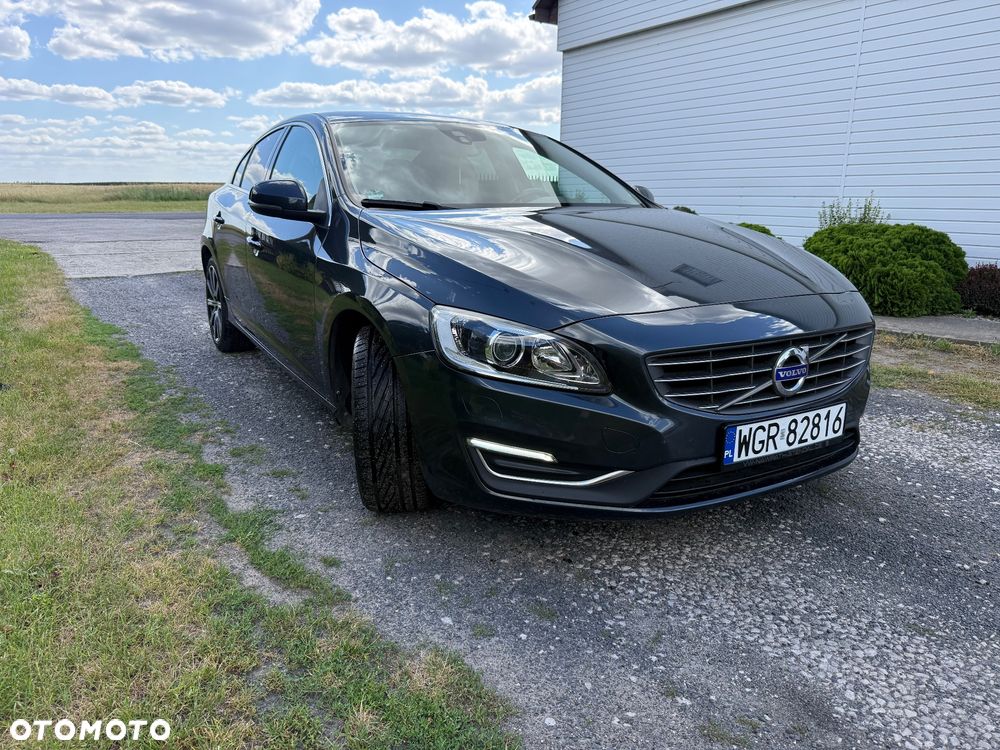 Volvo S60 D3 Drive-E R-Design Momentum - 4