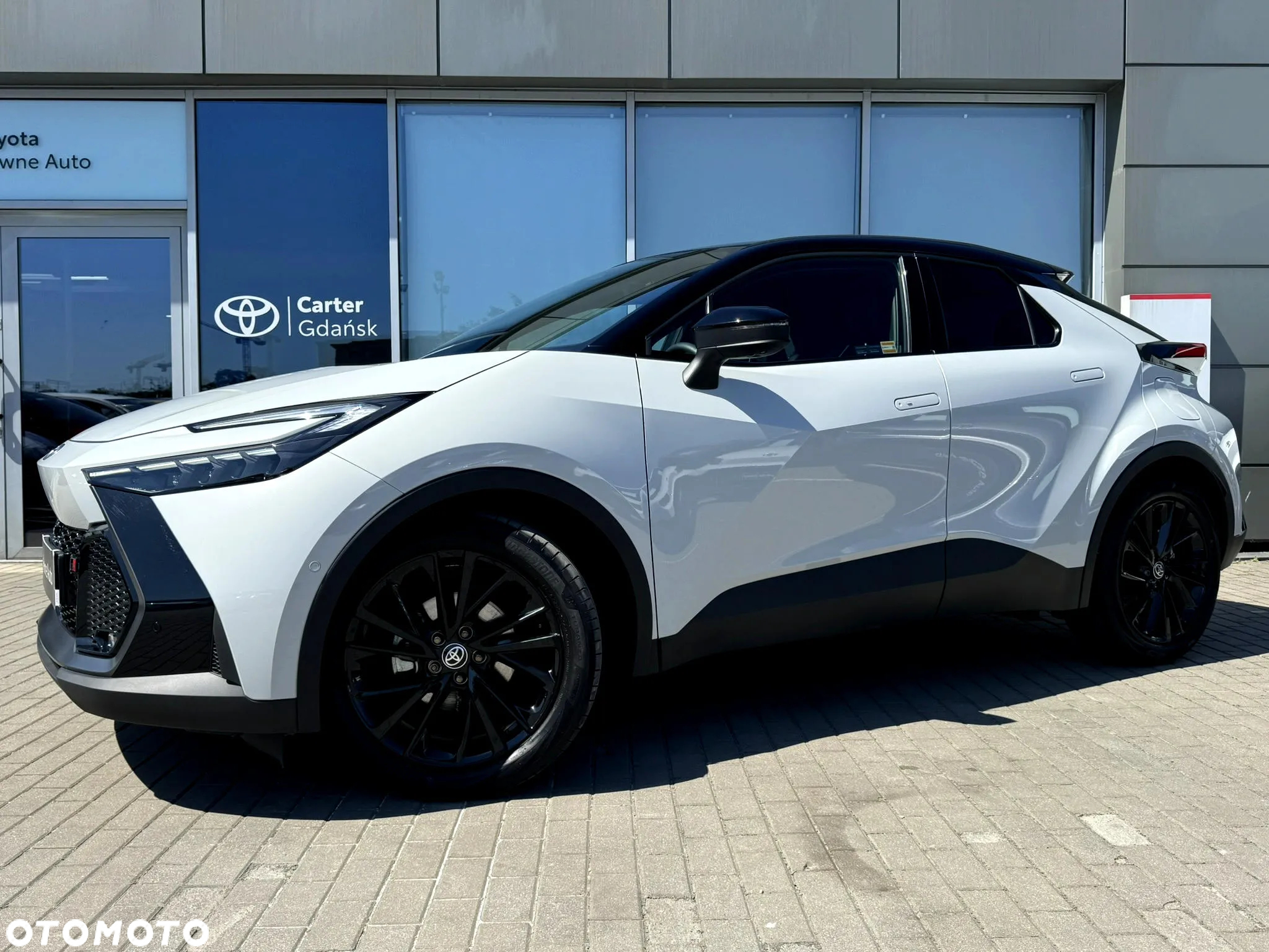 Toyota C-HR 2.0 Hybrid Dynamic Force GR Sport - 2