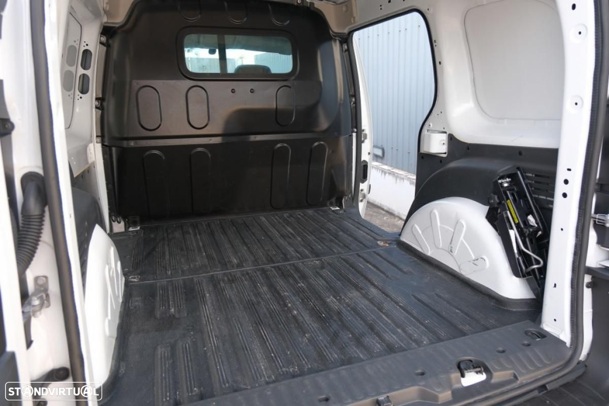 Renault Kangoo 1.5 dCi Busines 3 Lugares - 12