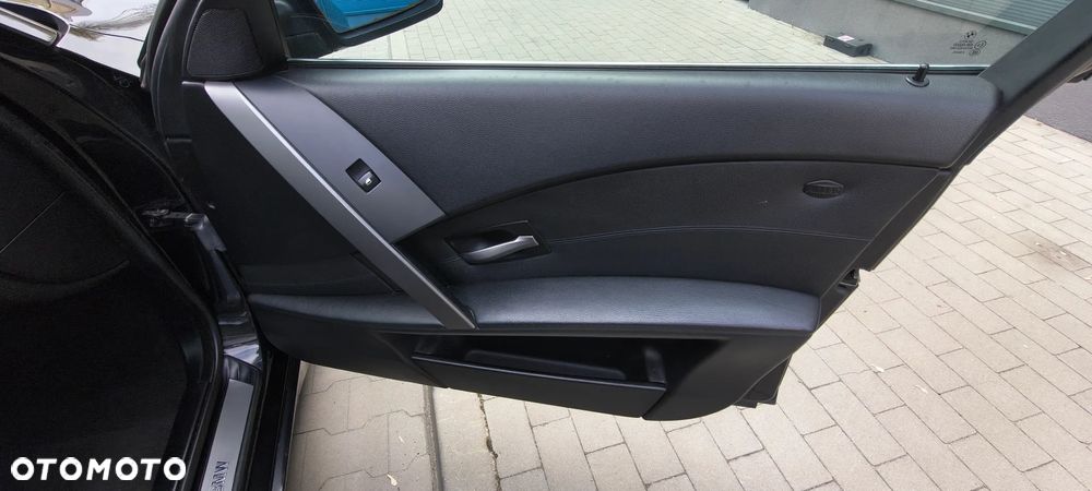 BMW Seria 5 - 15