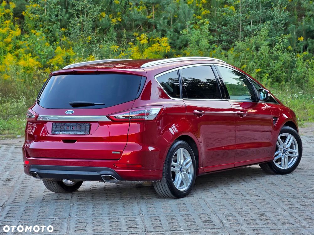 Ford S-Max 2.0 EcoBoost Titanium - 4