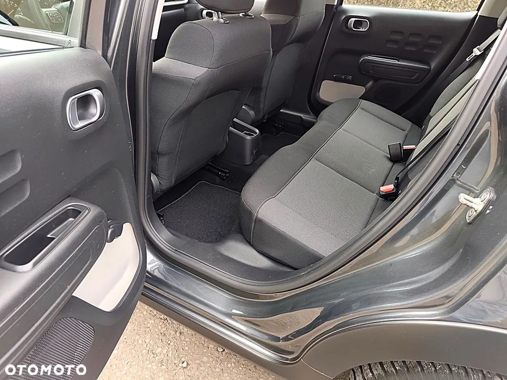 Citroën C3 Pure Tech 82 SHINE - 17