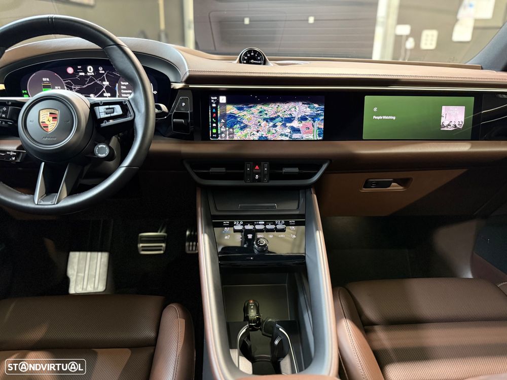 Porsche Macan Electric 4 - 51
