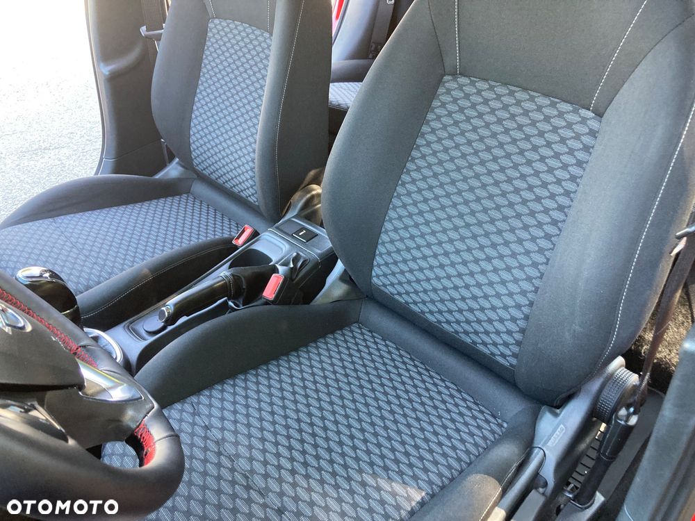 Opel Astra 1.4 Essentia - 23